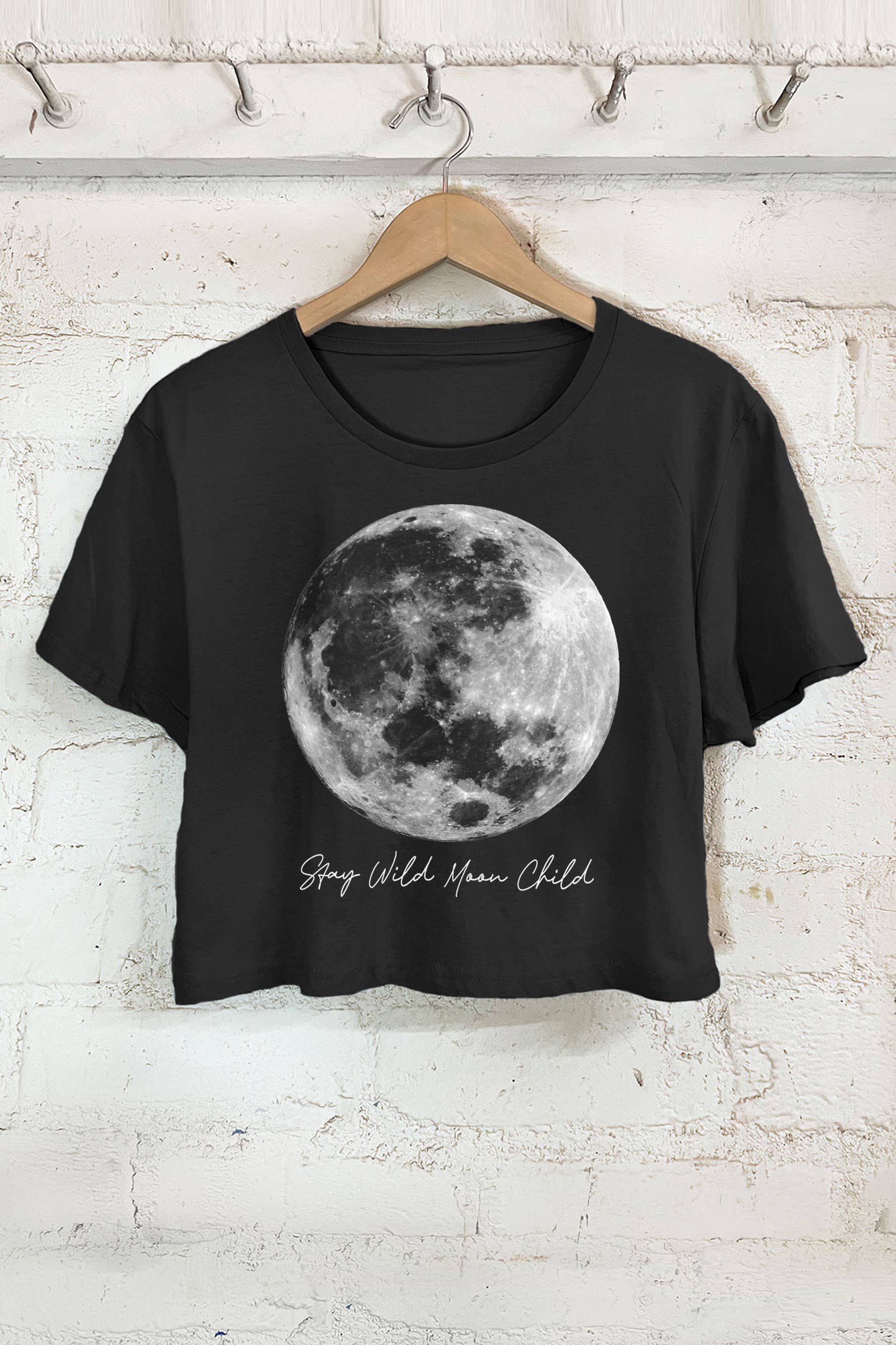 Stay Wild Moon Child Graphic Short Crop Top