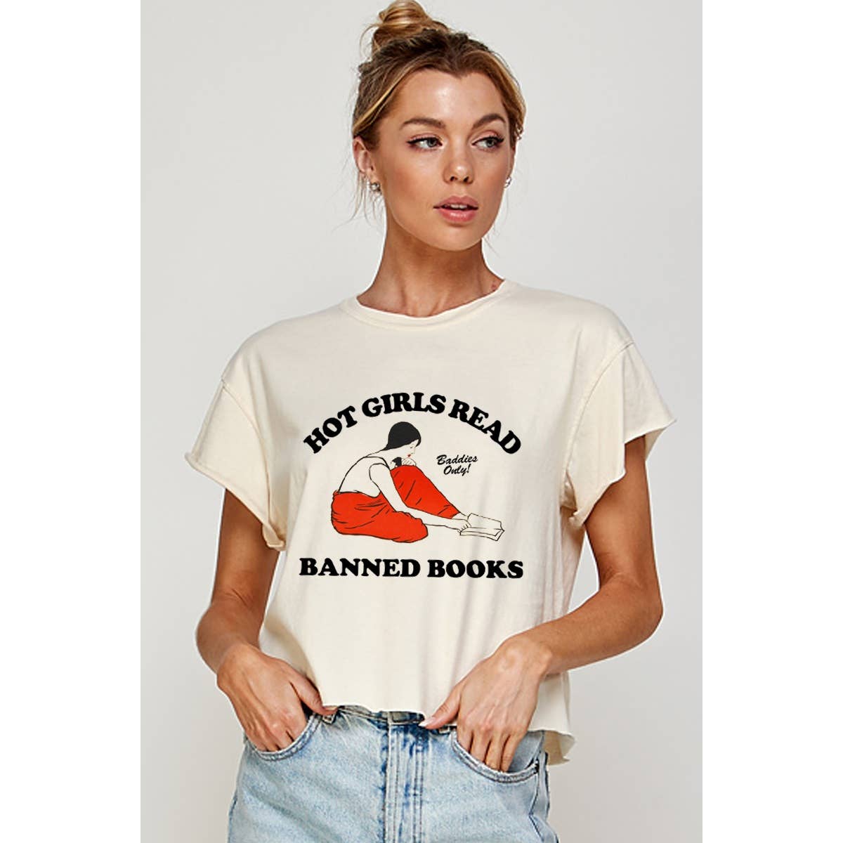 Hot Girls Read Banded Books Vintage  Graphic Crop Top