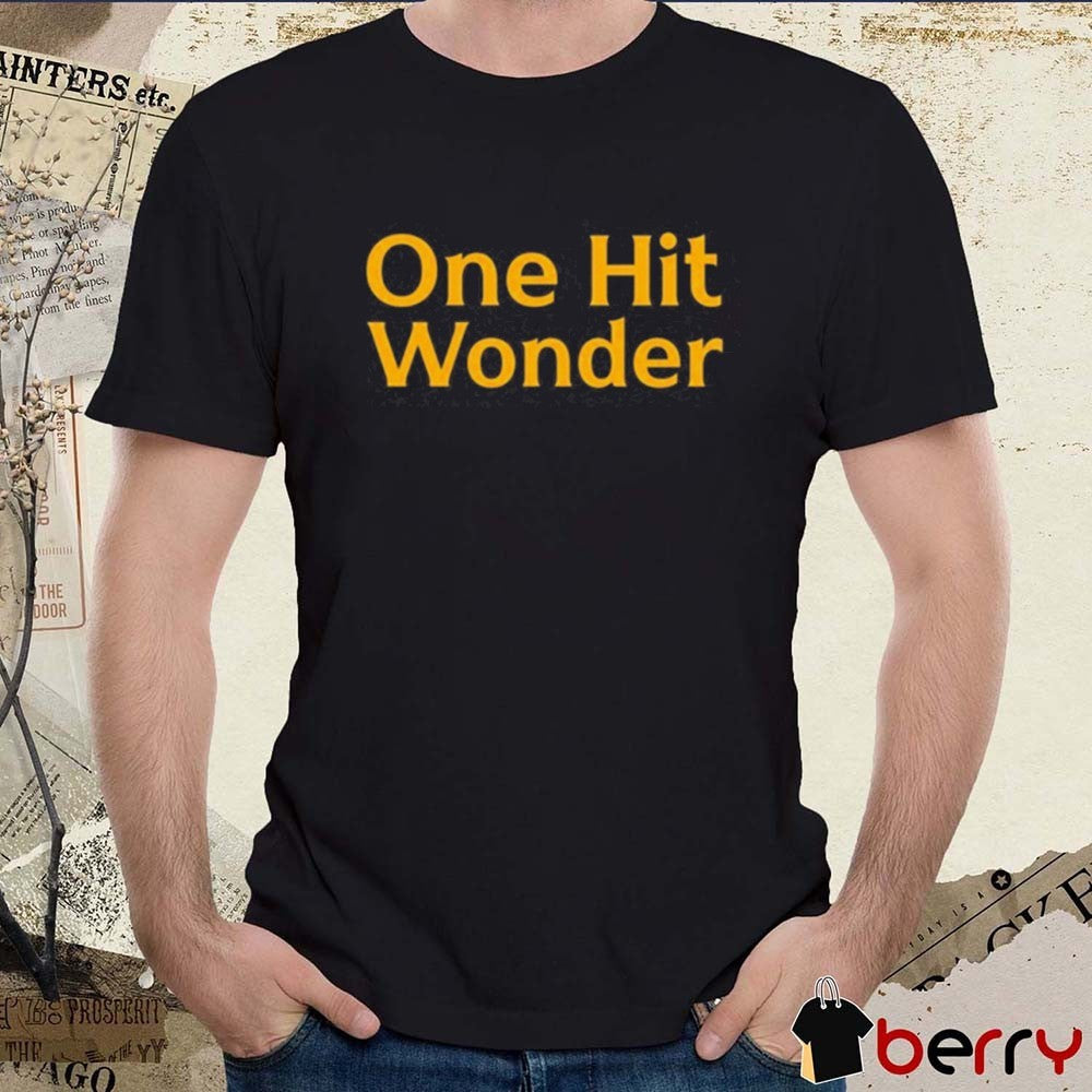 Benson Boone Wearing One Hit Wonder New t-shirt