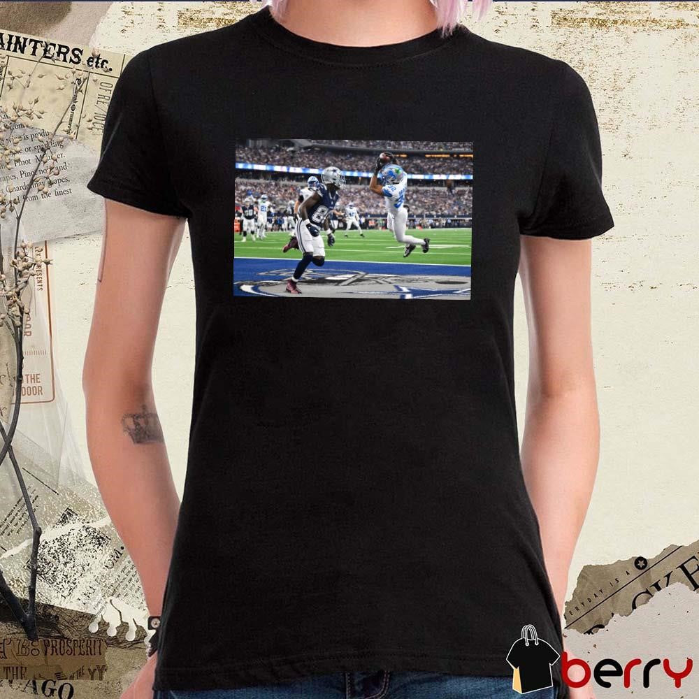 Brian Branch intercepts a pass in the end zone Detroit’s Detroit Lions vs Dallas Cowboys t-shirt