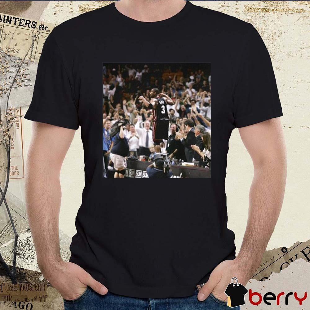 Court Culture Dwyane Wade Moments Photo t-shirt