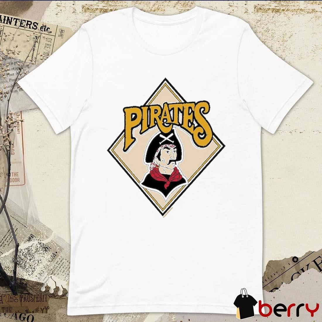 Pittsburgh Pirates Cooperstown Collection Logo t-shirt