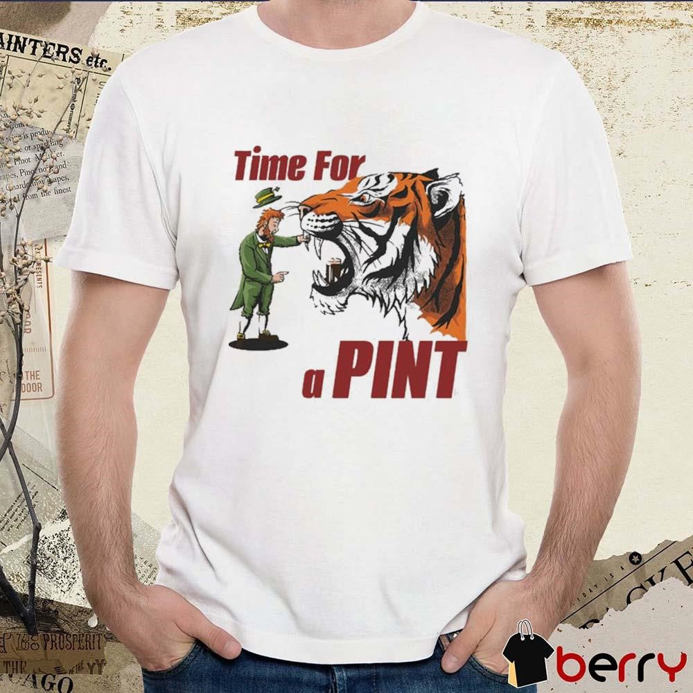Time For A Pint Saint Patrick’s Day 2025 Tiger t-shirt