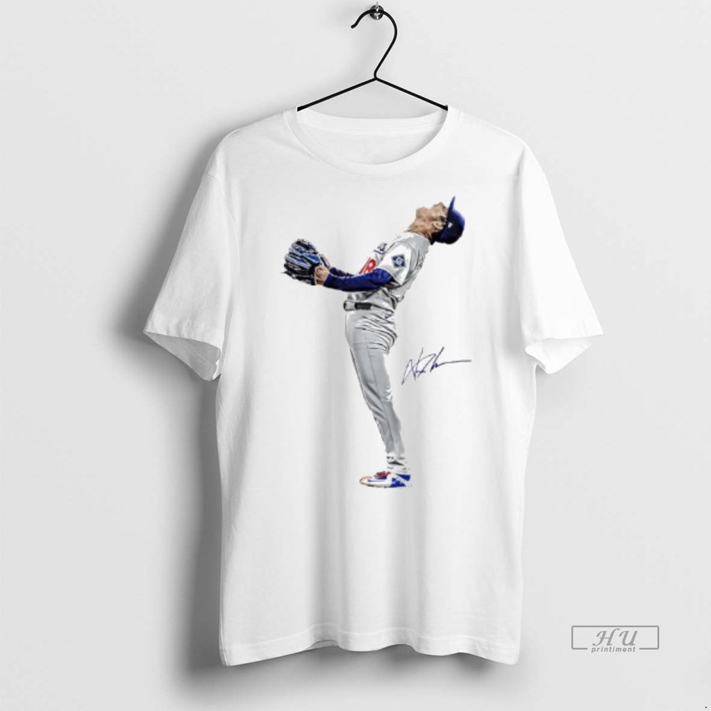 Officials Yamamoto Lights Out Dodgers Signature Collection Premium Tee Shirt Sweater