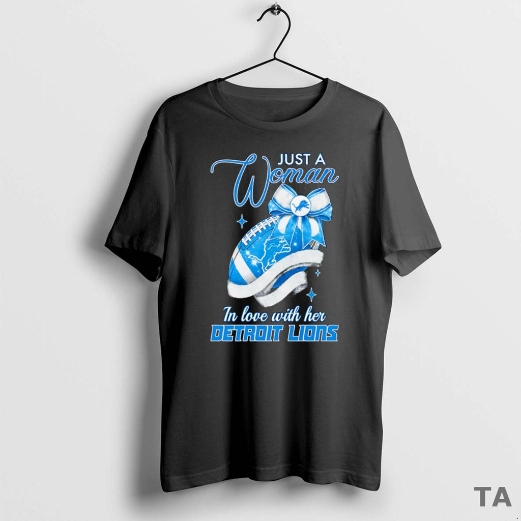 Top Just A Woman In Love With Her Detroit Lions T Shirt Sweater