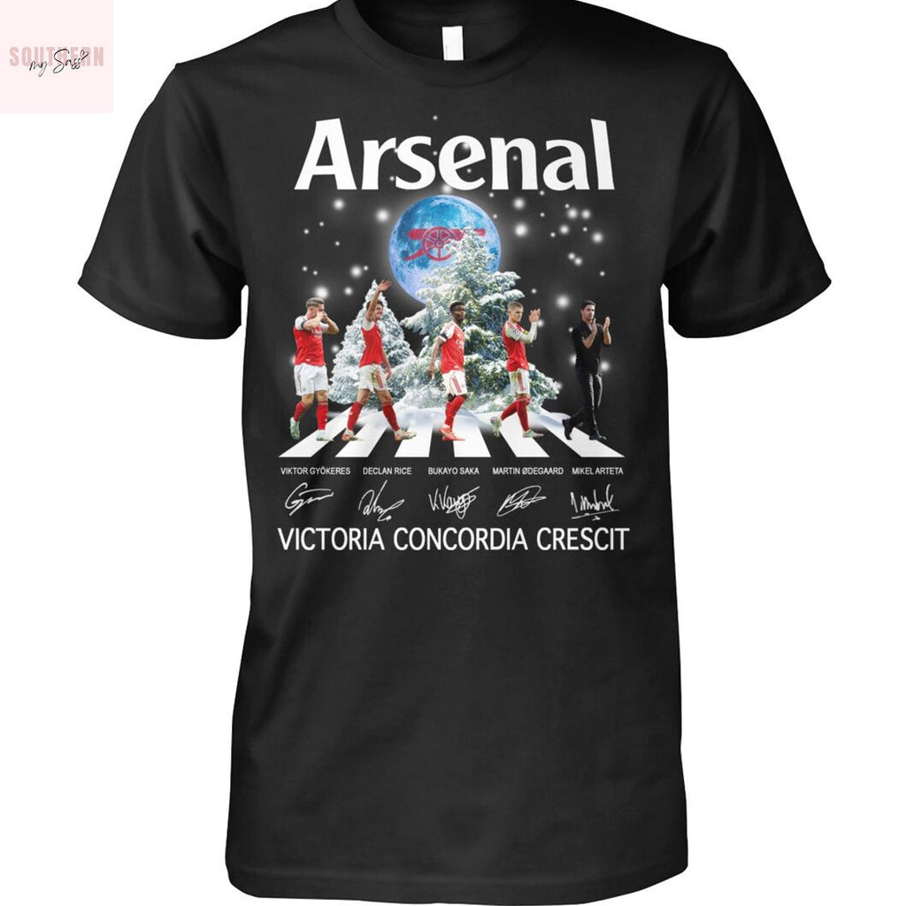 Arsenal Victoria Concordia Crescit Signature Unisex T-Shirt
