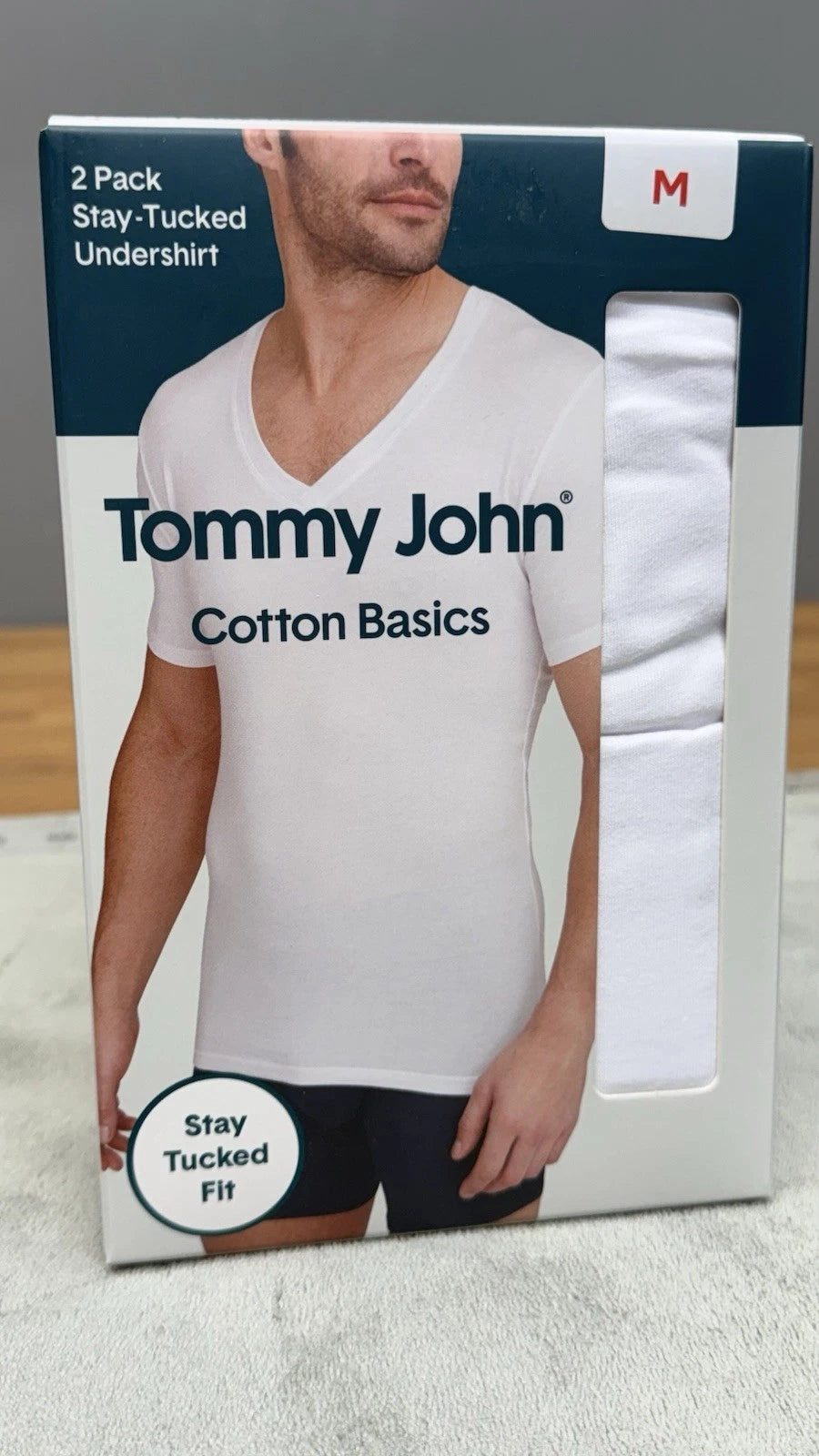 TOMMY JOHN 2 PACK STAY TUCKED V-NECK T-SHIRTS MEN'S SIZE M BRAND NEW IN BOX 🔥🔥