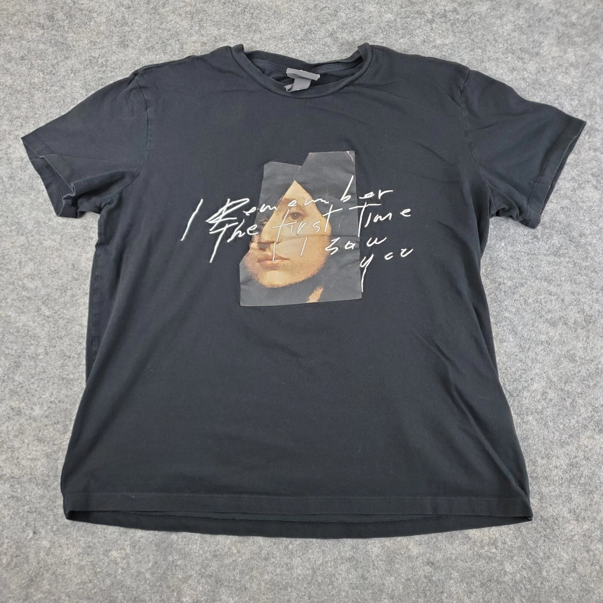 H&M Shirt Men Large Black Crew Neck Short Sleeve Graphic Stretch Pullover Casual