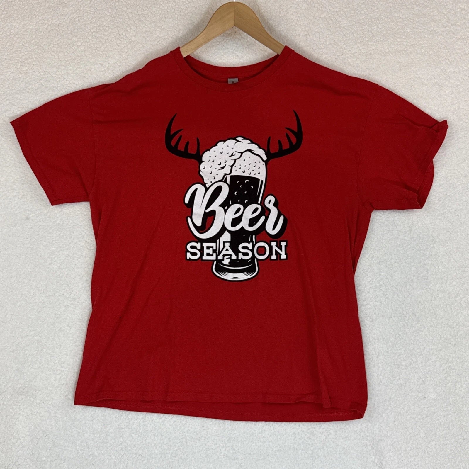 Gildan Beer Season XL Red T-shirt Short Sleeve Unisex Used Very good Condition