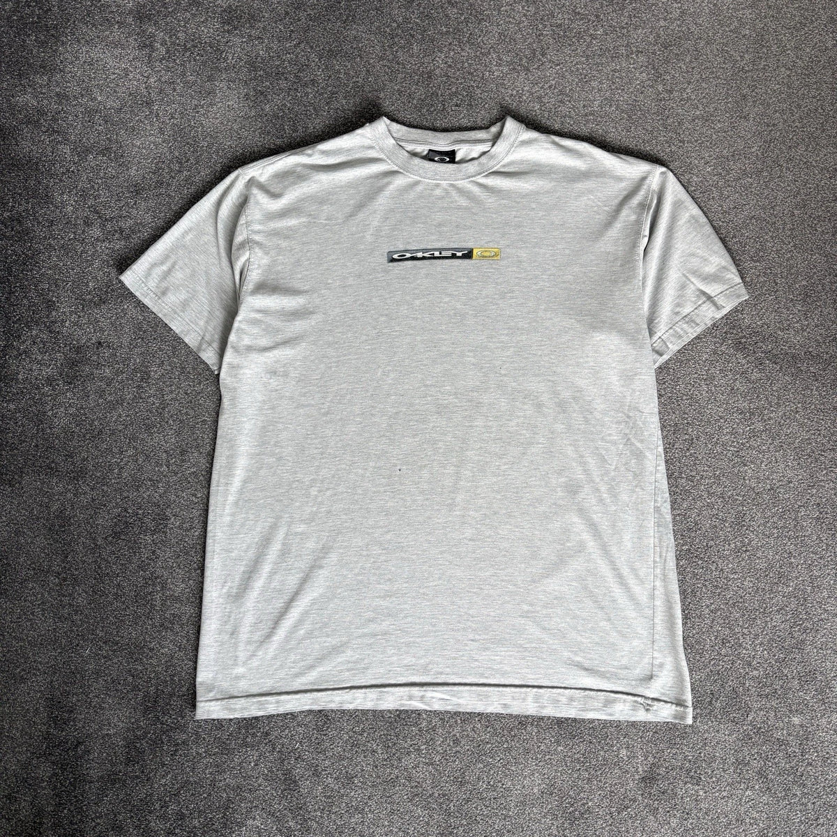 Vintage Oakley software XXL Grey T-shirt Y2K Skate Surf Graphic 2000s 00s Rare