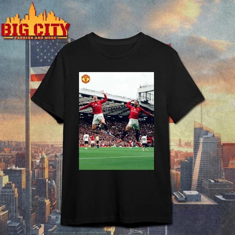 Funny Manchester United Air Sesko Feat Cunha Celebration Vs Liverpool Match Home Decor Poster Shirt